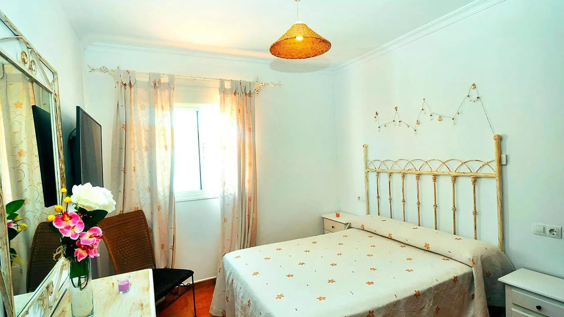 Apartamento Centrico Con Terraza Y Aire Acondicionado Solo Familia Y Pareja Conil De La Frontera